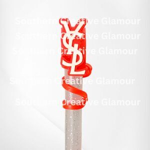Fashion Red and White Silicone Straw Topper. Fits 10mm and Stanley Straws.